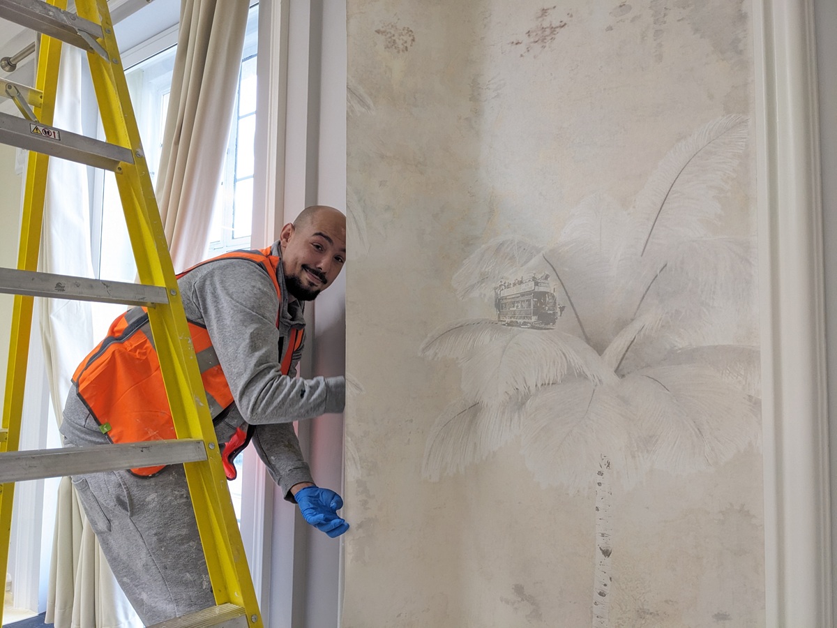 Professional Wallpapering Service